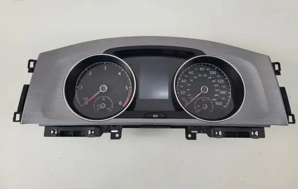 Volkswagen Golf VII Speedometer (instrument cluster) 5G1920941