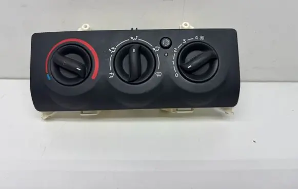 Renault Clio II Climate control unit 8200147157 153540000 69520012