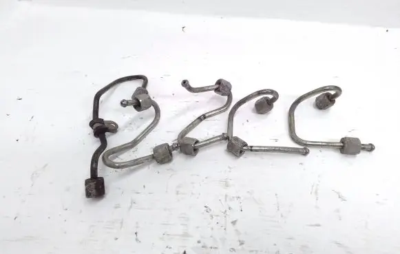 Skoda Fabia Mk2 (5J) Fuel injector supply line/pipe 