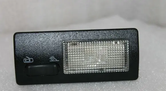 Volkswagen PASSAT B3 Rear seat light 357947291