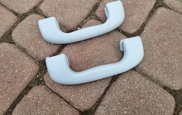 Engine bonnet (hood) release handle