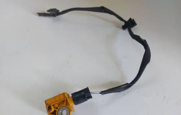 Mercedes-Benz C W204 Airbag deployment crash/impact sensor A2128210351