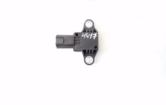 Hyundai Santa Fe Airbag deployment crash/impact sensor 959202W050