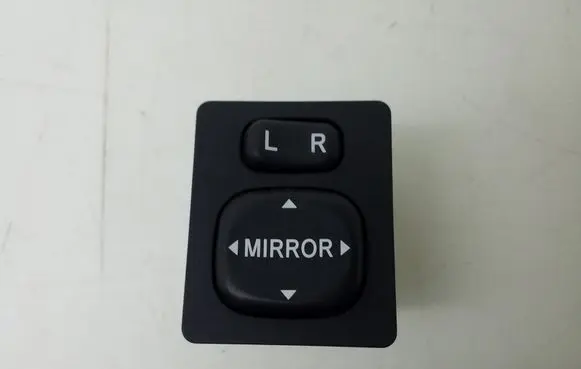 Toyota Yaris Wing mirror switch 848700F010