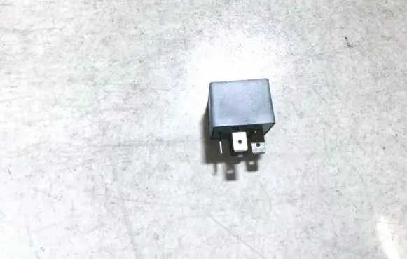 Skoda Fabia Mk2 (5J) Other relay 141951253b 20240072