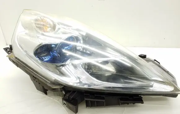 Nissan Leaf I (ZE0) Headlight/headlamp ICHIKOH1845