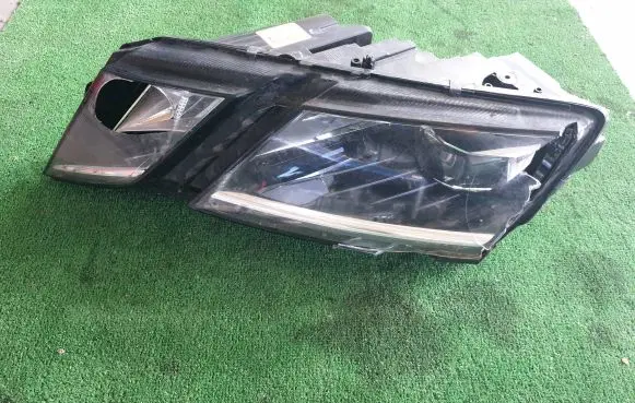 Skoda Octavia Mk3 (5E) Headlight/headlamp 5E1941015F