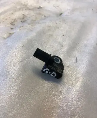 Volkswagen PASSAT B8 Airbag deployment crash/impact sensor 3q0959351a