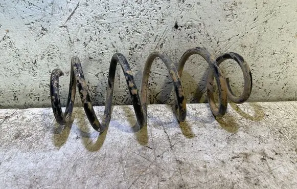 Toyota Yaris Rear coil spring