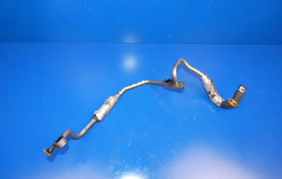 Land Rover Evoque I Turbo turbocharger oiling pipe/hose