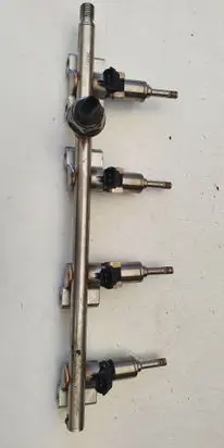 Nissan Qashqai Fuel main line pipe