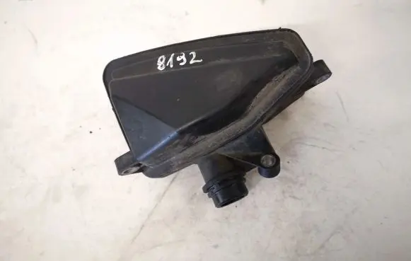 Mercedes-Benz ML W164 Intake resonator a6421400087