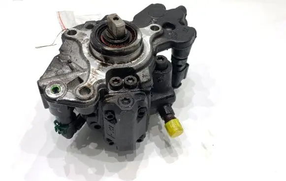 Peugeot 508 Fuel injection high pressure pump 9424A050A
