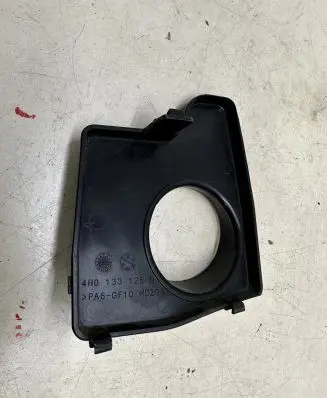 Audi A8 S8 D4 4H Air filter box cover 4H0133125B
