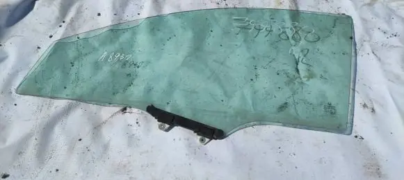 Honda CR-V Front door window glass four-door AS2 E643R00050