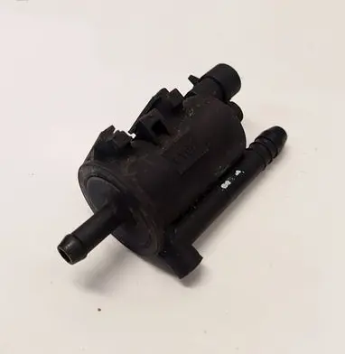 Jaguar XF Turbo solenoid valve 319AA