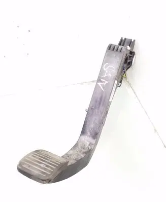 Clutch pedal