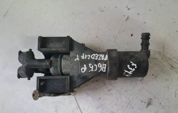 Audi A6 Allroad C5 Headlight washer pump 