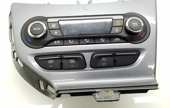 Ford Focus Climate control unit BM5T18C612CK