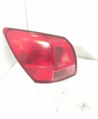 Nissan Qashqai Rear/tail lights 05090