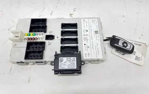 BMW M2 F87 Comfort/convenience module 8733501 61358733501 9371374