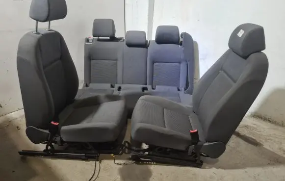 Volkswagen Golf IV Seat set 
