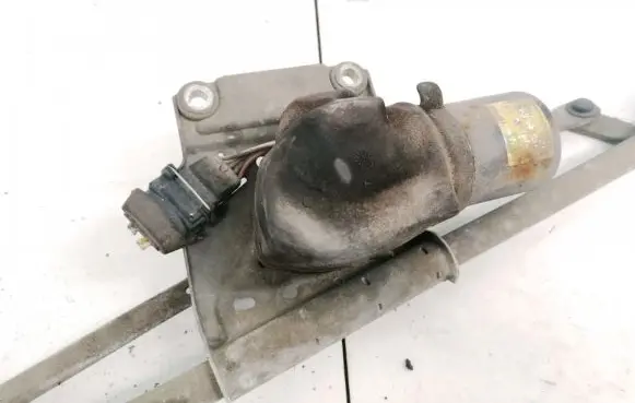Peugeot 406 Wiper motor