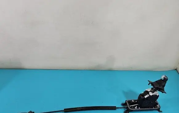 Gear shift cable linkage