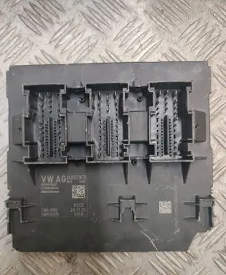 Volkswagen PASSAT B7 Comfort/convenience module 3AA937087B