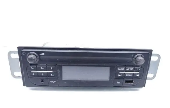Opel Vivaro Radio/CD/DVD/GPS head unit 281151185R 281077 93458574
