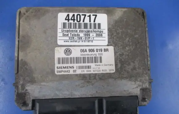 Seat Toledo II (1M) Engine control unit/module ECU 06A906019BR