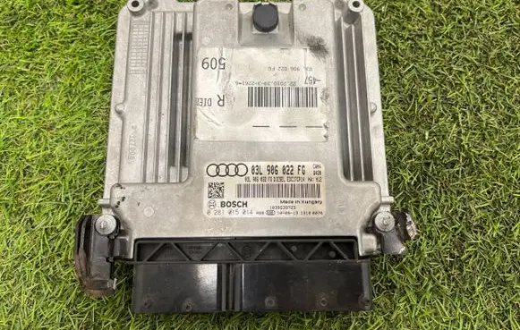 Audi A6 S6 C6 4F Engine control unit/module 03l906022fg 0281015014 Edc17cp14