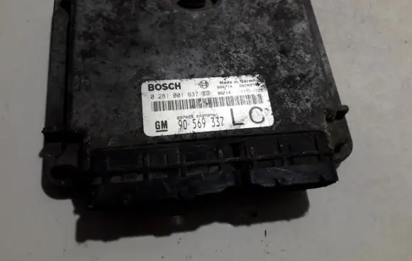 Opel Sintra Engine control unit/module 90569337LC 0281001637