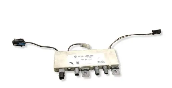 BMW 5 E39 Antenna control unit 65256906082 181AL01