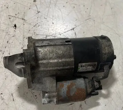 Renault Kangoo II Starter motor 8200584675