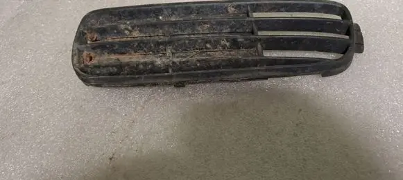 Audi 80 90 S2 B4 Front bumper lower grill 8A0807345B