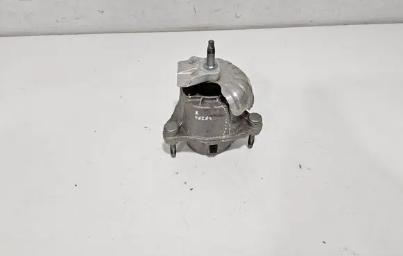 Chevrolet Corvette C8 Gearbox mount 84675416