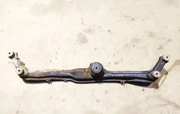 Volkswagen Golf III Front subframe