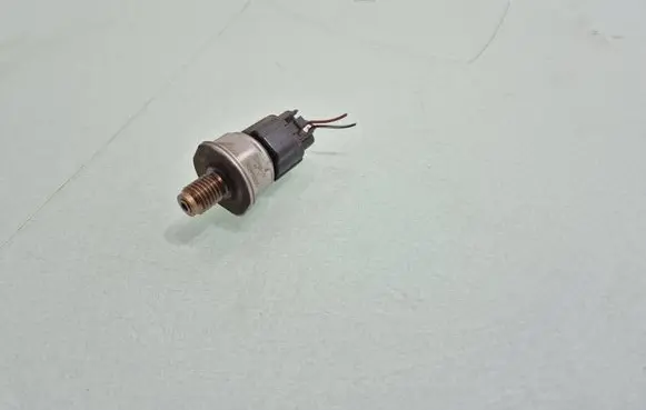 Opel Combo C Fuel pressure sensor 55PP0501