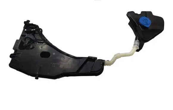 BMW 2 Active Tourer U06 Windshield washer fluid reservoir/tank 8492094 8492056