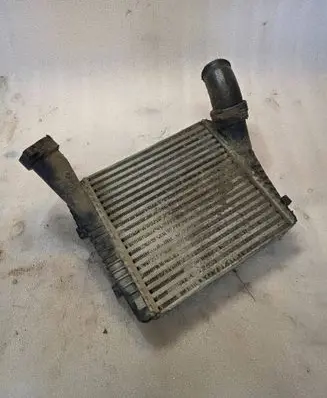 Audi Q7 4L Intercooler radiator