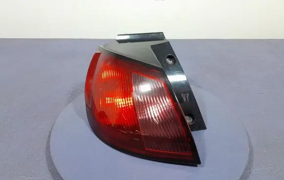 Mitsubishi Colt Rear/tail lights MR957365