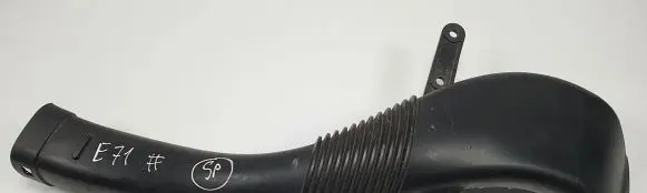 BMW X6 E71 Air intake hose/pipe 7577446