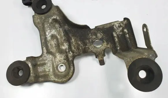 Mazda CX-7 Battery box tray 