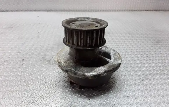 Opel Astra G Water pump