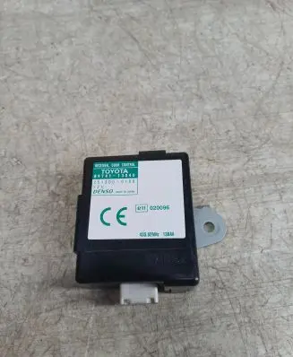 Toyota Corolla Verso E121 Door central lock control unit/module 8974113040 2513000100