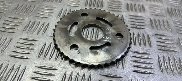 Opel Astra K Timing chain sprocket 55571672
