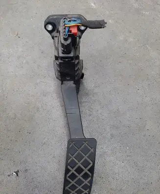 Volkswagen Crafter Accelerator throttle pedal 2N1721503