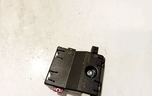 BMW 3 E90 E91 Antenna control unit 6520914149101 65.20914149101