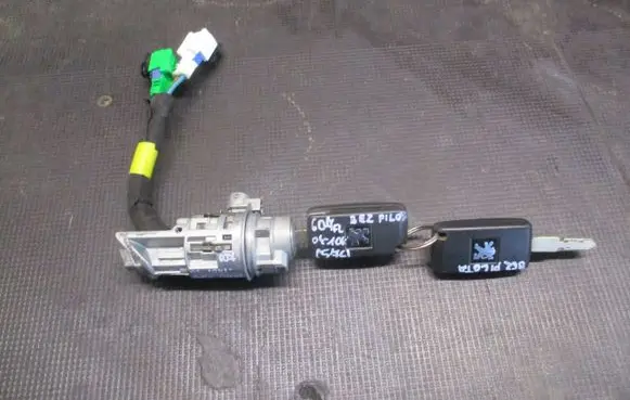 Peugeot 607 Ignition lock